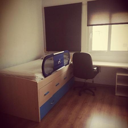 Apart Figueres Apartment ฟิกวยเรส ภายนอก รูปภาพ